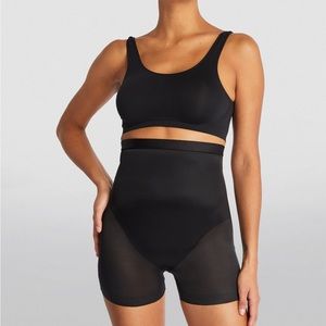 Skims Barely There High Waist Shortie